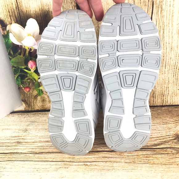 New Balance 840V2 White Pink Walking Sneakers 10 - Picture 5 of 7